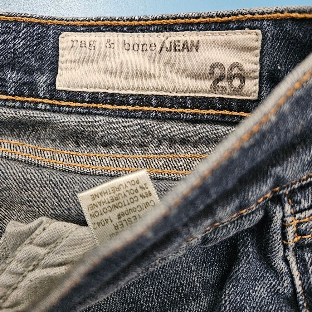 Rag & Bone "Dre" Slim Boyfriend Jeans - Size 26 - Yesler Wash - Picture 4 of 7